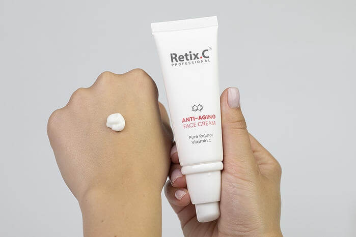 Retix C Anti - Aging Face Cream Przeciwzmarszczkowy krem z retinolem i witaminą C 48 ml