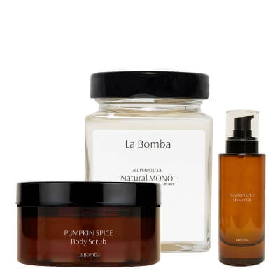 La Bomba Pumpkin Spice Shower Set ZESTAW Peeling do ciała 230 g + Olejek pod prysznic 100 ml + Olej Monoi 230 g