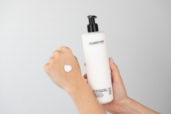 Academie Lait pour le Corps au Collagène Marin Mleczko do ciała z kolagenem dla skóry wrażliwej 400 ml
