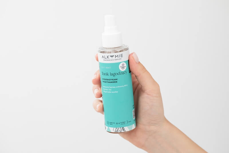 Alkmie Pure Face Towels White Box + Don\'t React + Everyday Rhythm + Soothing Melody ZESTAW Ręczniki do twarzy 80 szt + Tonik 150 ml + Masło do ciała 200 ml + Krem do dłoni 50 ml