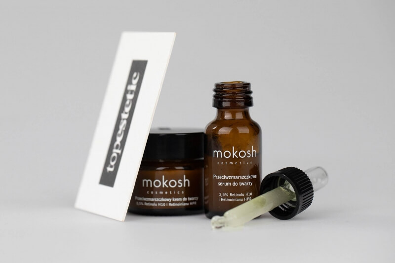 Mokosh Anti Aging Retinol Set ZESTAW Przeciwzmarszczkowy krem do twarzy 0,5% Retinolu H10 i Retinoinianu HPR - Róża z jagodą 15 ml + Przeciwzmarszczkowe serum do twarzy 2,5%