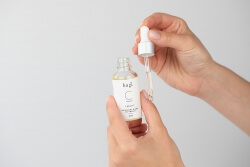 Hagi Rozświetlający Olejek do Twarzy Olejek do masażu twarzy z ceramidami 30 ml