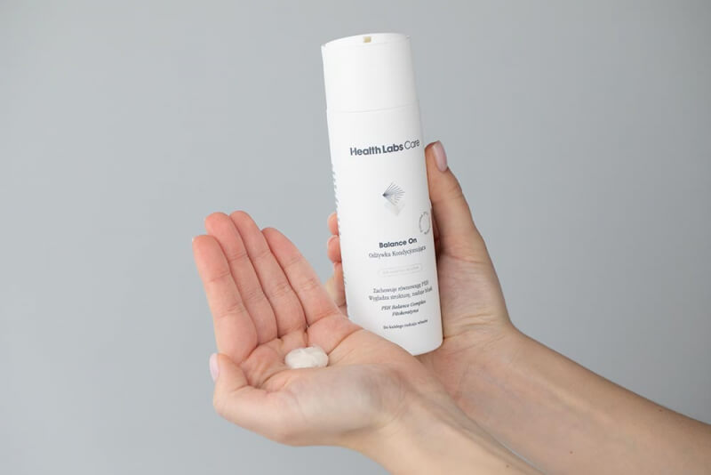 Health Labs Care Balance Hair ZESTAW Trychopeeling 100 ml + Trychoszampon 250 ml + Odżywka kondycjonująca 200 ml