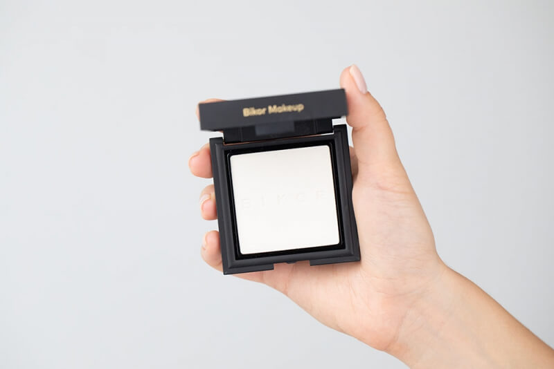 Bikor Natural Glow Effect ZESTAW Puder Transparentny Tokyo 8 g + Ziemia rozświetlająca 10 g