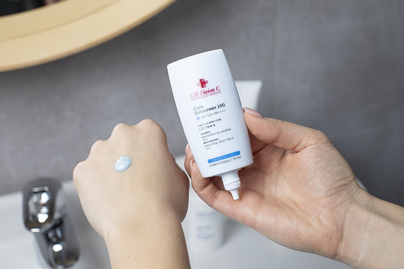Cell Fusion C Cure Sunscreen 100 SPF 50 PA Krem przeciws oneczny dla skory suchej i wra liwej 30 ml Opinie i Ceny Sklep Topestetic