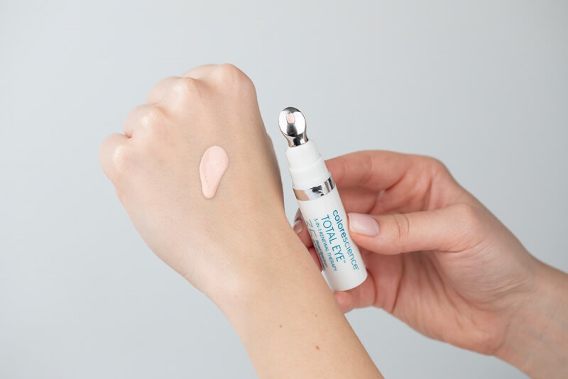 Colorescience Total Eye SPF 35 Korektor pod oczy 3 w 1 (kolor Fair) 7 ml