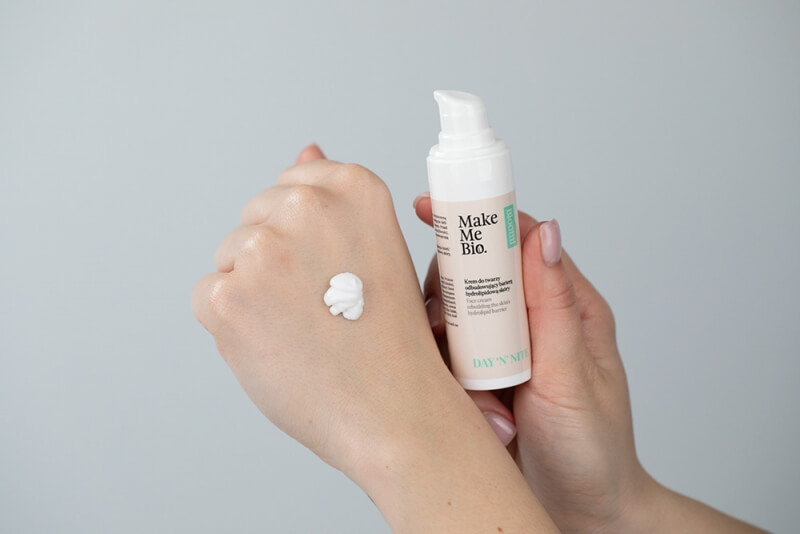 Make Me Bio Day 'N' Nite Krem do twarzy odbudowujący barierę hydrolipidową skóry 30 ml