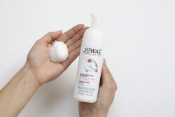 Jowae Clean Routine ZESTAW Pianka micelarna 150 ml + Woda nawilżająca w sprayu 200 ml + Oczyszczająca maska z glinką 50 ml