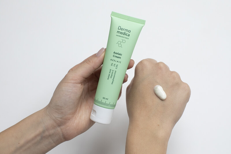 Dermomedica Blask i Piękny Koloryt ZESTAW Aktywne serum z 20% witaminą C i kwasem ferulowym 30 ml + Krem terapeutyczny z kwasem azelainowym 60 ml + Kosmetyczka 1 szt