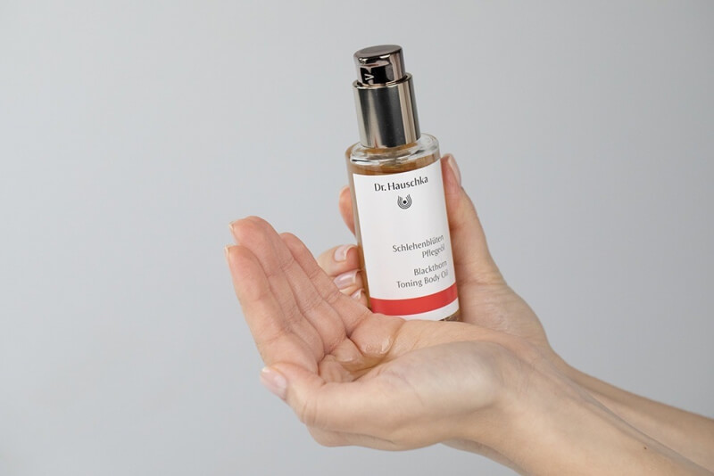 Dr Hauschka Blackthorn Toning Body Oil Olejek do ciała z tarniną 75 ml