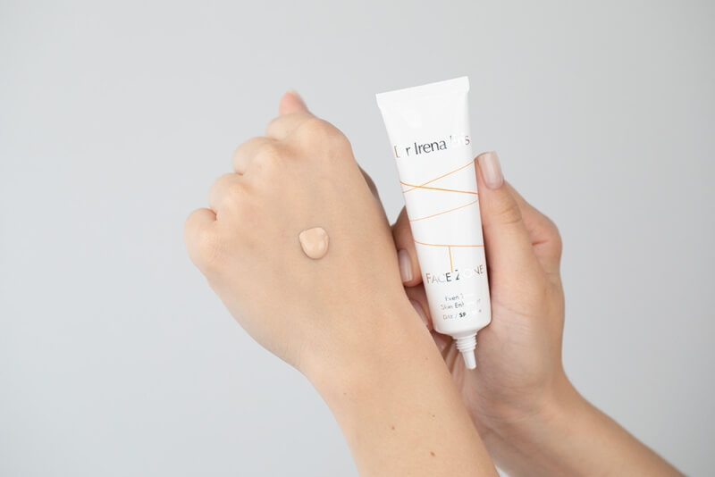 Dr Irena Eris Even Tone Skin Enhancer SPF 50+ Tonujący krem antyrodnikowy 30 ml