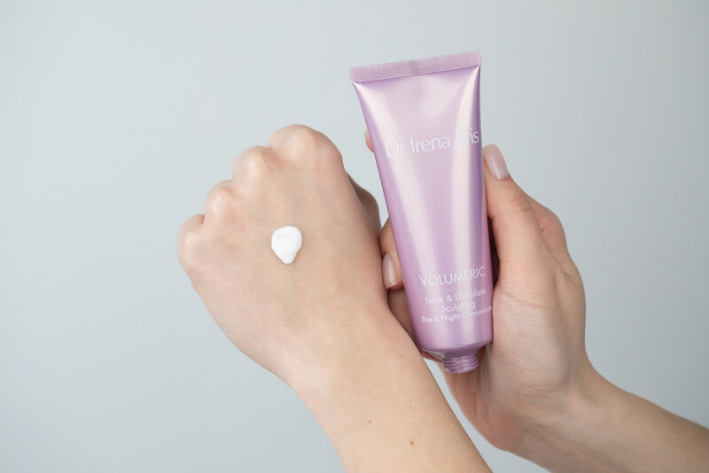 Dr Irena Eris Neck And Decollate Concentrate + Body Milk ZESTAW Modelujący koncentrat na szyję i dekolt 75 ml + Lekkie mleczko nawilżająco-odżywcze do ciała 400 ml