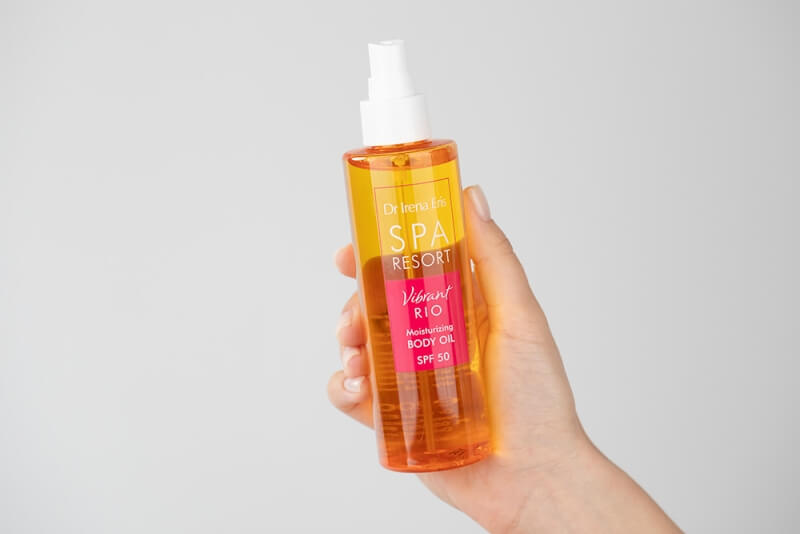Dr Irena Eris Vibrant Rio Moisturizing Body Oil SPF 50 Nawilżający olejek do opalania SPF 50 200 ml