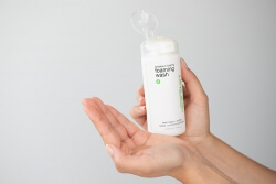 Dermalogica Breakout Clearing Foaming Wash Oczyszczający i odświeżający żel do mycia twarzy dla cer młodych 177 ml