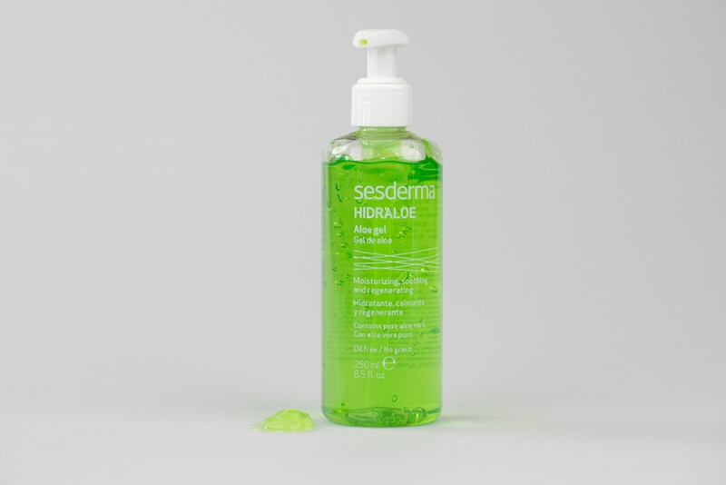 Sesderma Repaskin Fluido Invisible + Hidraloe ZESTAW Emulsja SPF50 50 ml + Żel Aloe 250 ml Kartonik