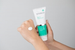 Environ Body Conturing Cream + Vitamin A, C & E Body Oil ZESTAW Krem modelujący 125 ml + Olejek odżywczy 100 ml + Kosmetyczka 1 szt