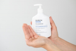 Sesderma Pielęgnacja Pozabiegowa - Regeneracyjna ZESTAW Krem - Żel 100 ml + Pienisty krem do mycia twarzy 300 ml + Emulsja Spf 50+ , 50 ml