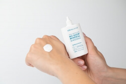 Colorescience Total Protection No-Show SPF 50 Mineral Sunscreen Mineralny filtr przeciwsłoneczny 50 ml