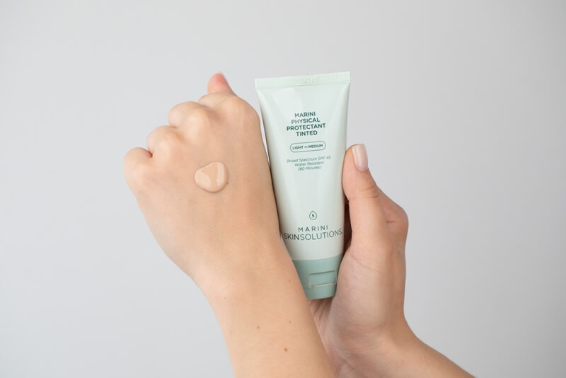 Jan Marini Marini Physical Protectant Tinted SPF 45 Light To Medium Krem ochronny koloryzujący (kolor średni) 57 g