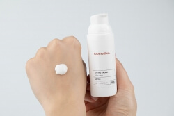 topmedica Lifting Cream Krem liftingujący z DMAE i krzemem organicznym dla każdego typu cery 50 ml