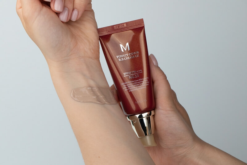 Missha M Perfect Cover BB Cream SPF 42/PA+++ Krem BB chroniący przed promieniami UV (No.23 kolor Natural Beige) 50 ml
