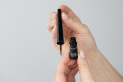 Dr Irena Eris Liquid Eyeliner + Extreme Volume Mascara + Bi-Phase Make-Up Remover ZESTAW Eyeliner (kolor Black) 7 ml + Tusz (kolor Black) 9 ml + Dwufazowy płyn do demakijażu oczu 100 ml
