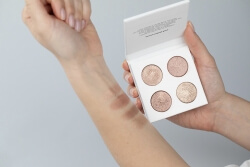 Clare Makeup Creator - 4 Eyeshadows Palette Paleta 4 cieni do powiek (nr 3) 4x1,4 g