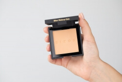 Bikor Oslo Compact Powder + Como Blush + Lusterko Topestetic ZESTAW Puder - N°6 8 g + Róż - N°2 8 g + Lusterko kieszonkowe 1 szt