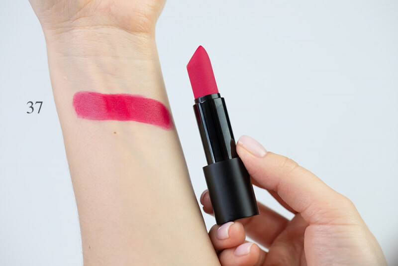RVB LAB Make Up Matt & Velvet Lipstick Pomadka matowa - odcień Fuchsia (nr 37) 3,5 ml