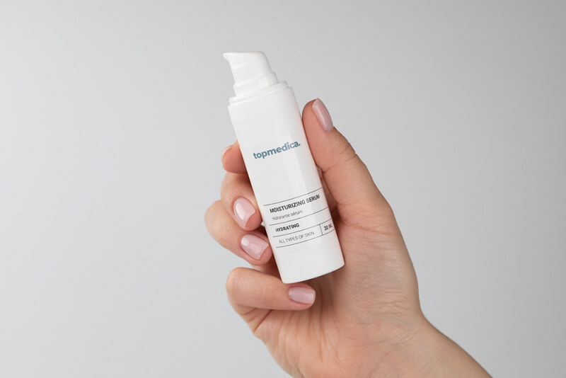 topmedica Moisturizing Serum Lekkie serum nawilżające z polisacharydami i ramnozą dla każdego typu cery 30 ml