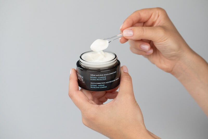 Derm Acte Zestaw Rozświetlający ZESTAW Peptydowy krem na oczy 15 ml + Krem peptydowy 50 ml