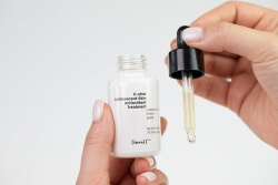 Iossi C Shot Luminescent Skin Antioxidant Serum do twarzy z witaminą C, 30 ml