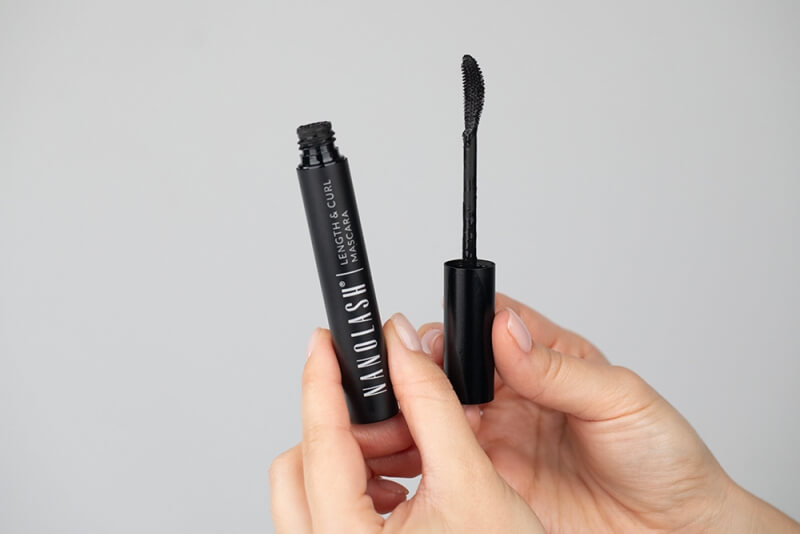 Nanolash Serum + Curl Mascara ZESTAW Odżywka do rzęs 3 ml + Tusz do rzęs wydłużający i podkręcający 10 ml (czarny)