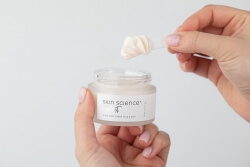 Skin Science Glow Mask Cream Face and Eyes Rozświetlająca maska - krem do twarzy i pod oczy 50 ml