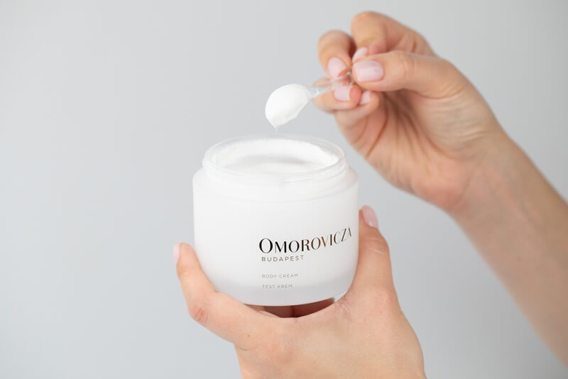 Omorovicza Body Cream Regenerujący krem do ciała 200 ml