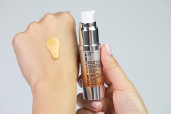Peter Thomas Roth Potent C Power Eye Cream Rozjaśniający krem pod oczy 15 ml