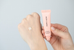 Simply More Lip Balm Balsam do ust nawilżająco-regenerujący 15 ml