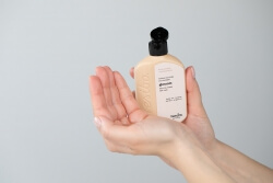 Resibo Daily Cleansing Shampoo - Easy Breezy Wash + Glossom ZESTAW Szampon 250 ml + Maska olejowa do włosów 100 g