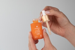 Sesderma C-VIT 5 Liposomal Serum + Azelac ZESTAW Serum do twarzy z witaminą C 30 ml + Krem nawilżający do twarzy 50 ml