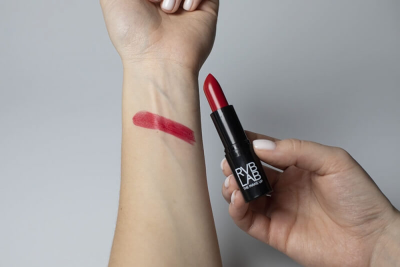 RVB LAB Make Up Professional Lipstick Profesjonalna pomadka (nr 11) 3,5 ml