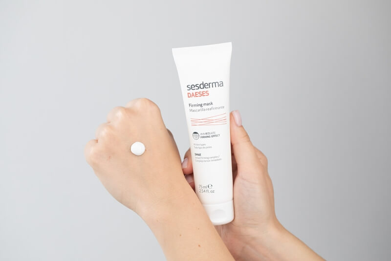 Sesderma Retisil Eye and Lip Pro-Aging Contour + Daeses Mask ZESTAW Krem do intensywnej pielęgnacji konturu oczu i ust 30 ml + Maseczka liftingująca do twarzy 75 ml