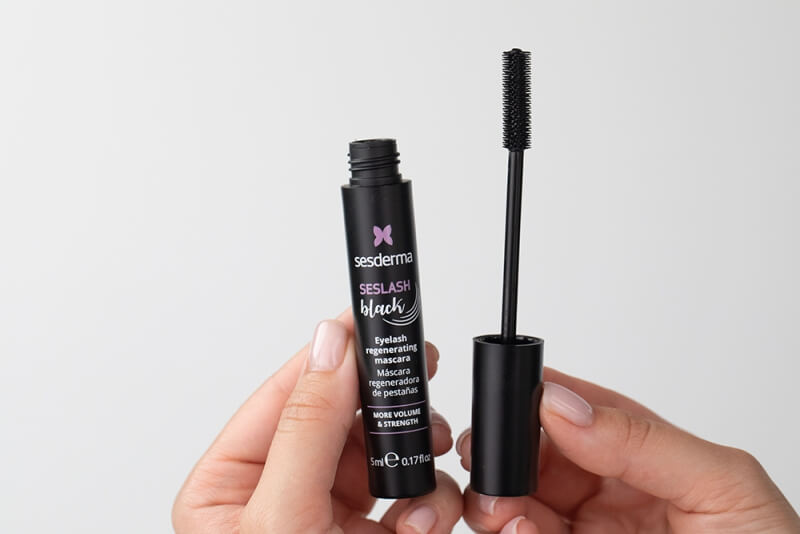 Sesderma Seslash + Seslash Black ZESTAW Serum aktywujące wzrost rzęs i brwi 5 ml + Regenerujący tusz do rzęs 5 ml