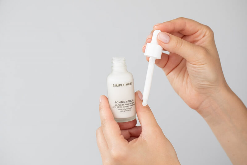 Simply More Cleansing Emulsion + Zombie Serum + Face Cream ZESTAW Emulsja 150 ml + Serum 30 ml + Ultranawilżający krem 50 ml + Kosmetyczka 1 szt