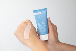 Paulas Choice Resist Perfectly Balanced Foaming Cleanser + Resist Super Light Daily Wrinkle SPF 30 ZESTAW Pianka oczyszczająco-normalizująca 30 ml + Lekki krem nawilżający z filtrem dla skóry tłustej i mieszanej 60 ml
