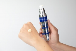 Beaute Pacifique Pielęgnacja Odmładzająca ZESTAW Krem odmładzający na noc 50 ml + Mikroigłowe płatki przeciwobrzękowe pod oczy 1 szt. + Kosmetyczka 1 szt
