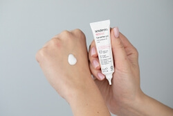 Sesderma Reti Age Cream Anti Aging + Reti Age Eye Contour Gel ZESTAW Krem przeciwzmarszczkowy 50 ml + Żel kontur oczu 15 ml + Kosmetyczka 1 szt