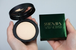 Bikor Natural Glow Effect ZESTAW Puder Transparentny Tokyo 8 g + Ziemia rozświetlająca 10 g
