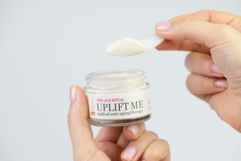 Phenome Uplift Me Liftingujący i kojący krem do twarzy na noc i na dzień 50 ml