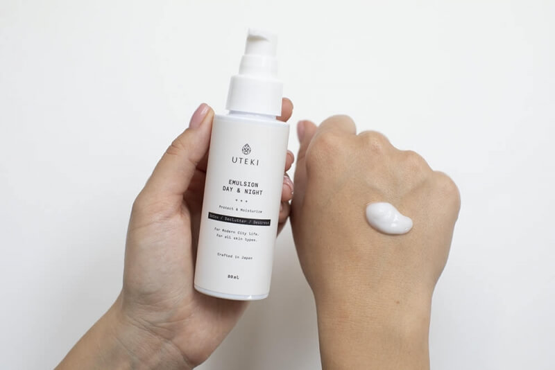 Uteki Uteki Emulsion Emulsja nawilżająca, idealna pod makijaż 80 ml