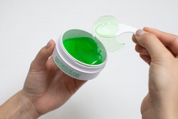 Peter Thomas Roth Cucumber Hydra Gel Eye Patches Hydrożelowe płatki pod oczy z wyciągiem z ogórka 60 szt.